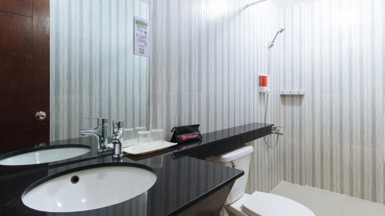 Reddoorz Plus @ Melsol Metro Vigan Exteriör bild